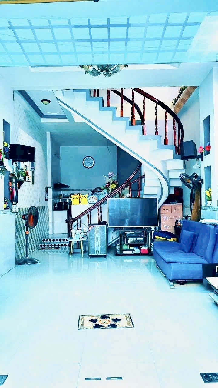 Hiếm MT Tân Hương, Tân PHú, 64m2, 3 tầng Kinh Doanh - Ảnh 1